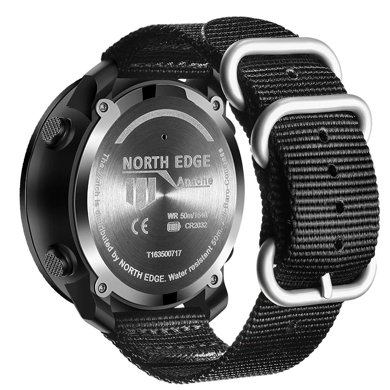 Digital Wristwatch: NORTH EDGE APACHE 3