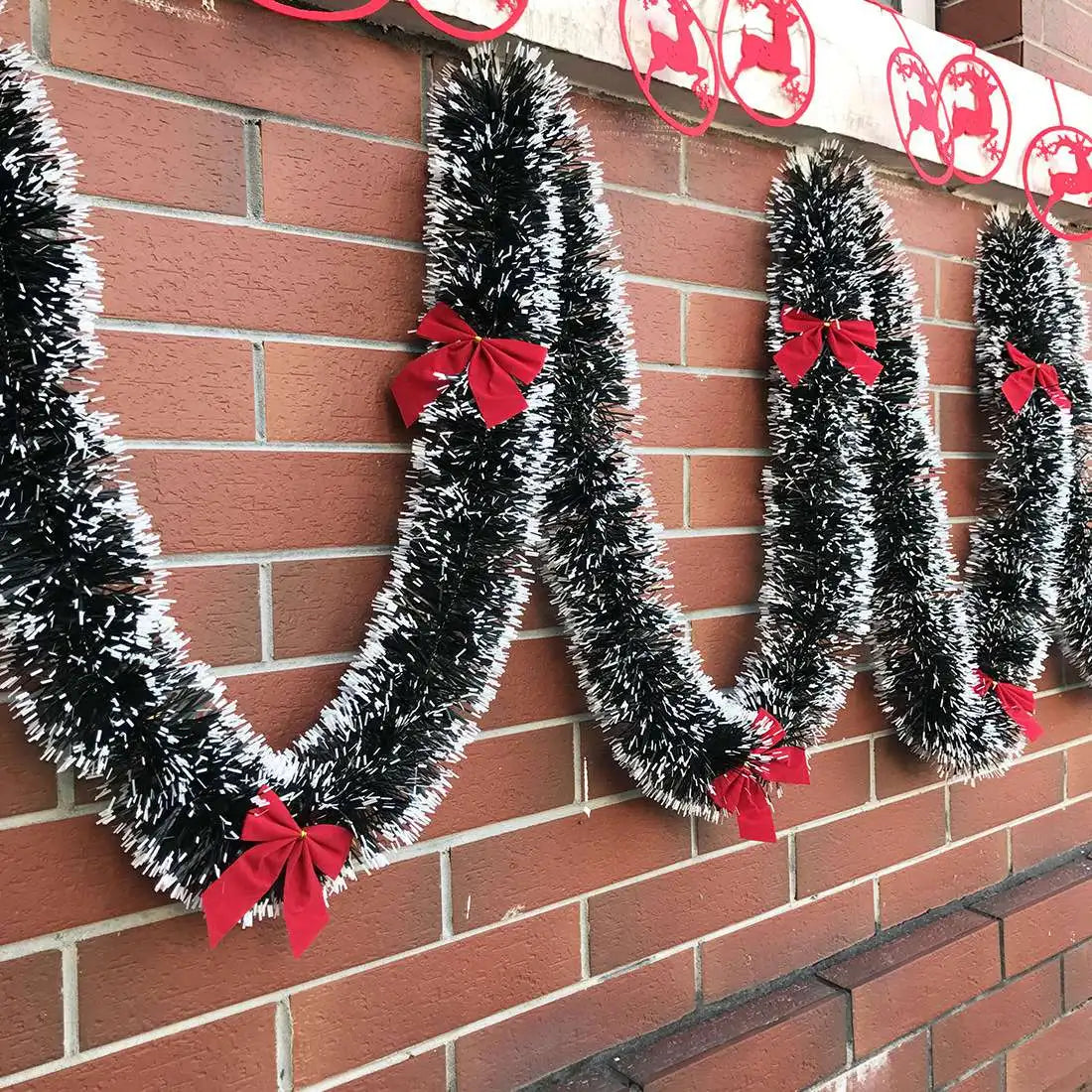 Christmas Ribbon Garland - Red Decoration for Bar Tops 2M